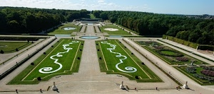 alberi, giardino, aiuole, fontane, verde, parco, giardini, fontana, fiori, siepi, acqua, erba, piante, prati, prospettiva, reggia, cielo, bosco, viali